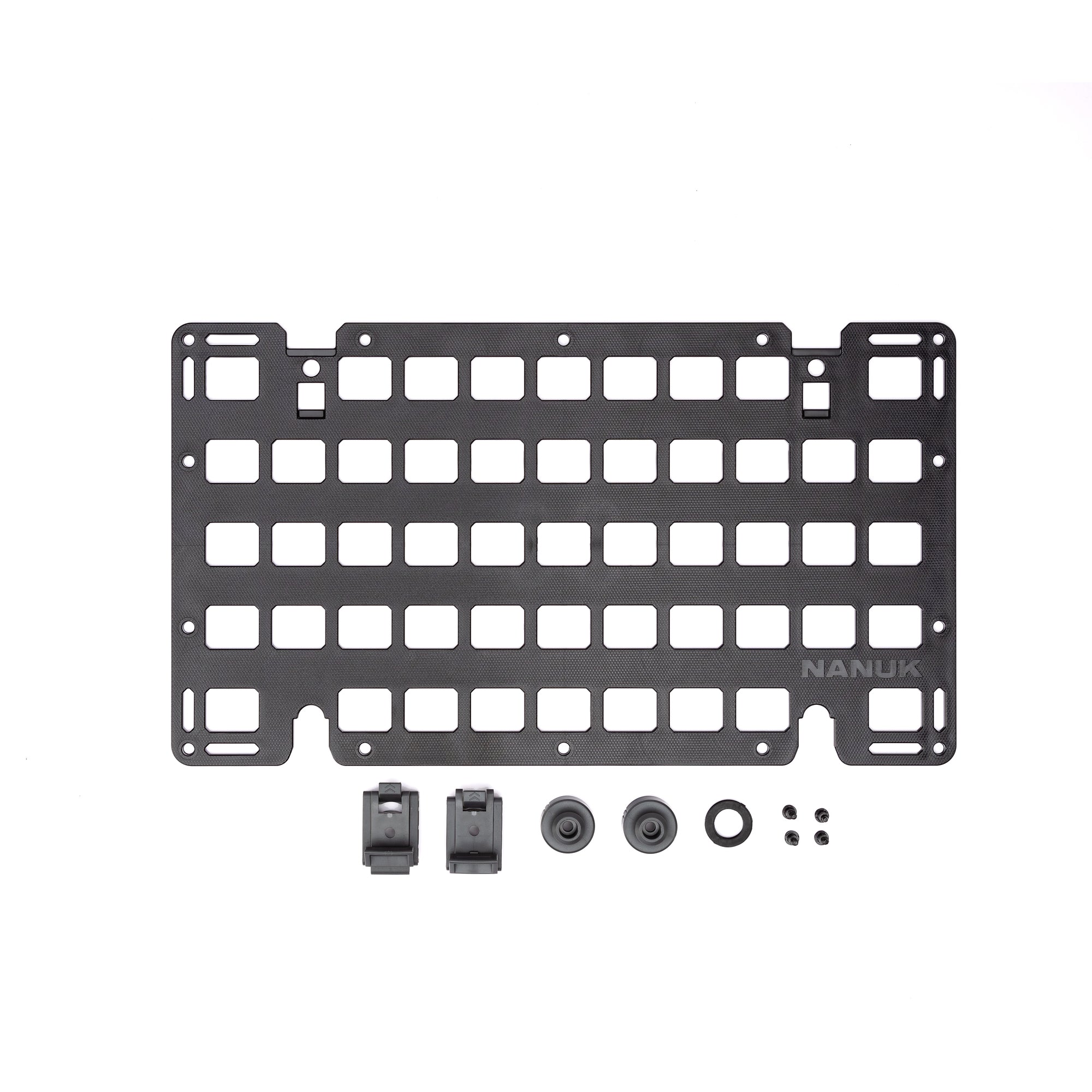 Nanuk 935 Molle System Vorderansicht mit Zubehör Nanuk 935 Molle System Vorderansicht mit Zubehör