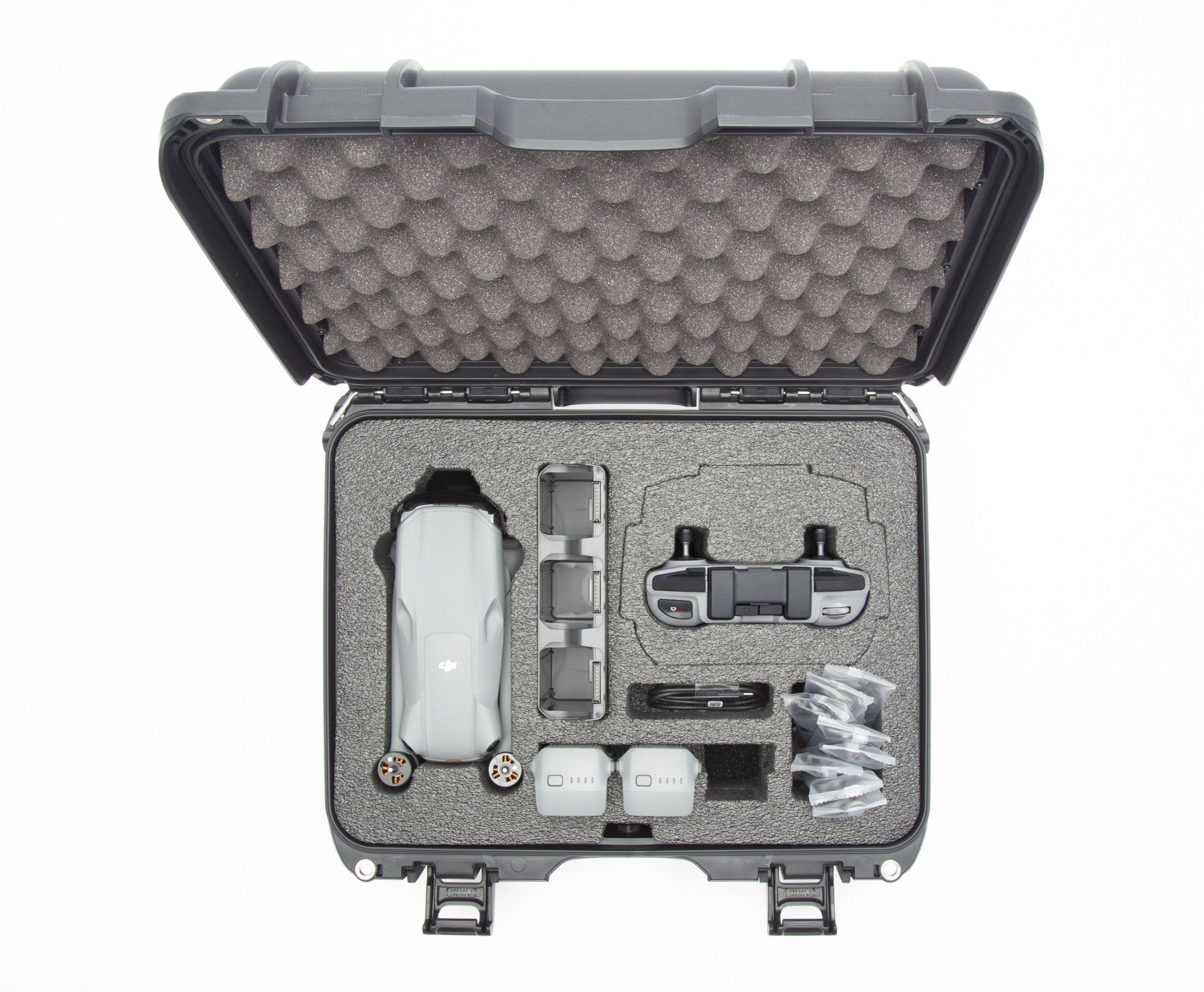 NANUK 920 pour DJI AIR 3 Fly more Combo - Valise drone - NANUK Europe NANUK 920 pour DJI AIR 3 Fly more Combo - Valise drone - NANUK Europe