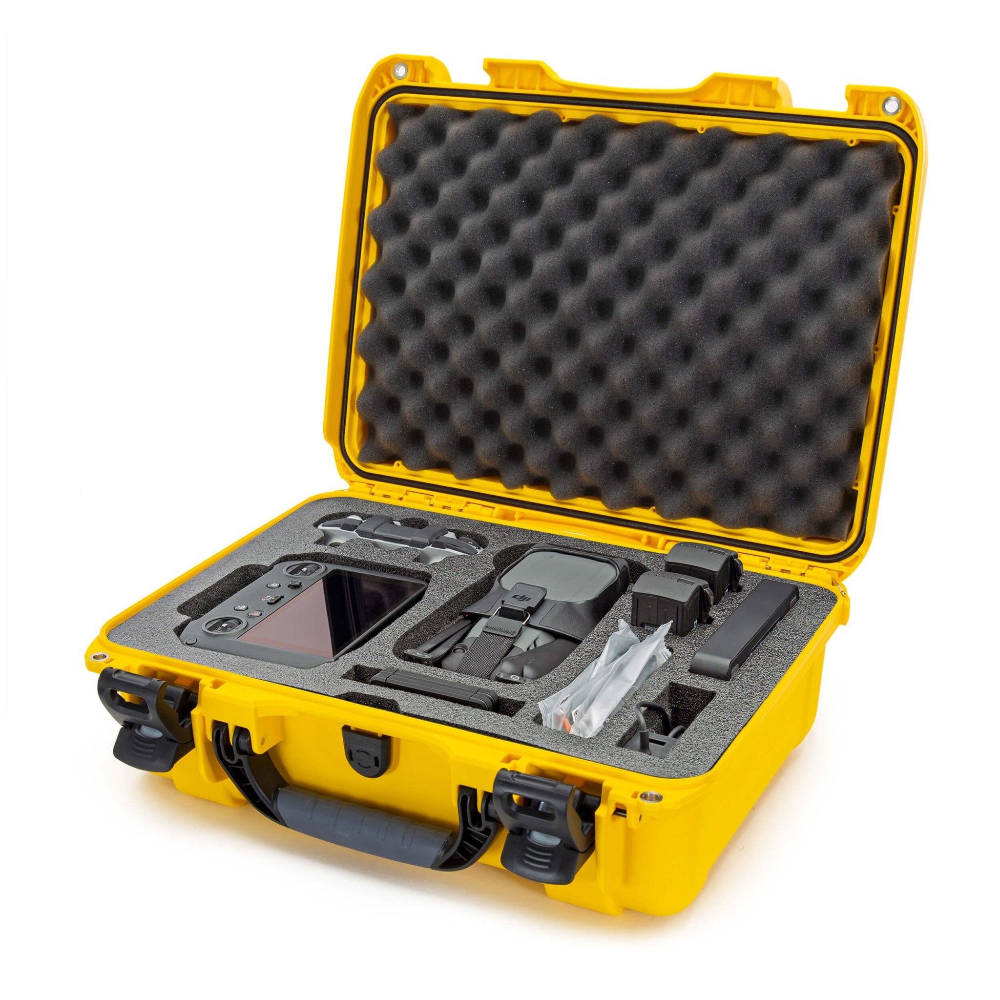 NANUK 925 for DJI™ Mavic 3 Fly More / Cine Premium Combo - Drone Case - NANUK Europe NANUK 925 for DJI™ Mavic 3 Fly More / Cine Premium Combo - Drone Case - NANUK Europe