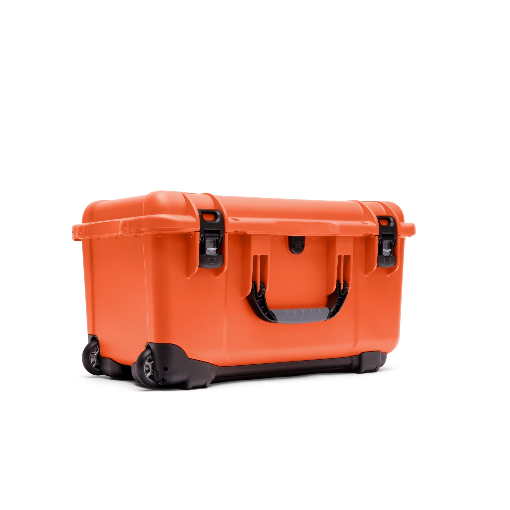 Nanuk 938 Survival side view 3