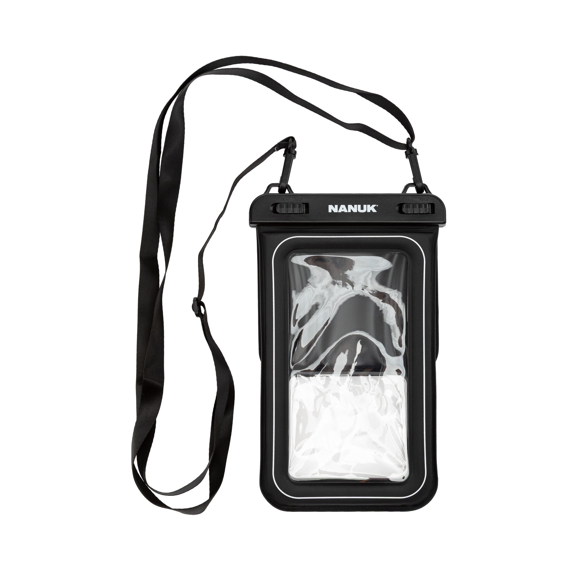 Eine schwarze, wasserdichte Handytasche mit einem durchsichtigen Sichtfenster an der Vorderseite und einem angebrachten schwarzen Schultergurt, abgebildet vor einem schlichten weißen Hintergrund. Der Markenname „NANUK“ ist oben auf der Tasche in weißer Schrift aufgedruckt.