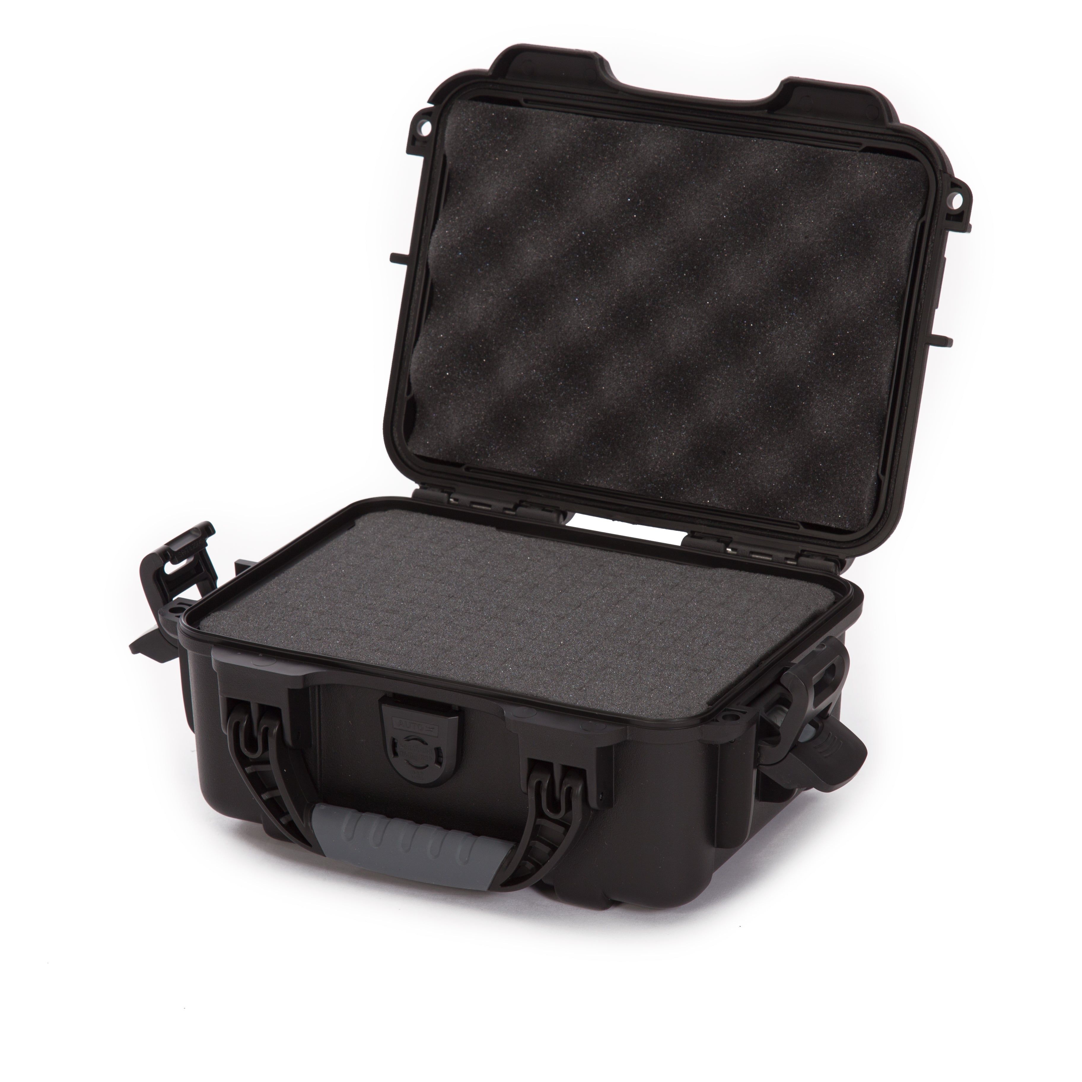 Nanuk-R 904 open with foam